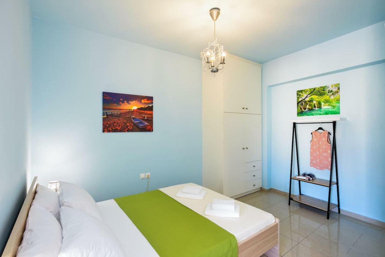 Seaside Old Venetian Harbour 1St Floor Chrissi Akti Chania Exterior foto